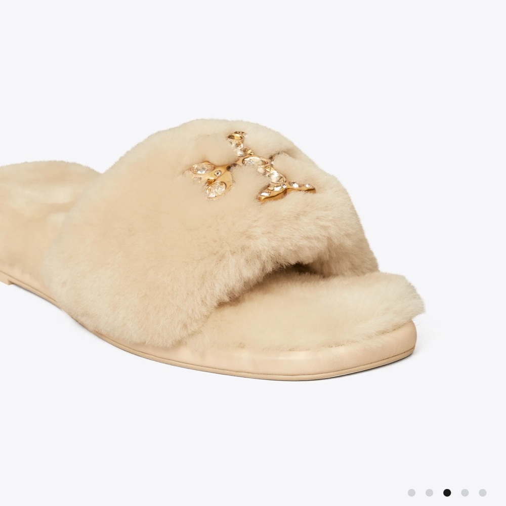 🌸Tory Burch Jeweled Shearling Slide🌸